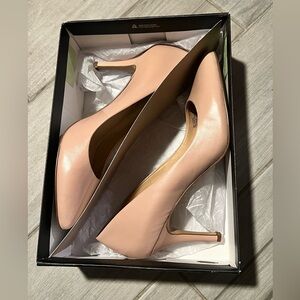 INC International Concepts Zitah5 Pink Bloom Genuine Leather Heels 9M